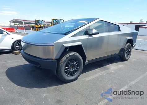 2025 Tesla Cybertruck All-Wheel Drive z USA, uszkodzony, nr VIN 7G2CEHED5SA062985